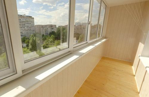 Какие недостатки могут быть у потолков из панелей ПВХ. Минусы ПВХ панелей