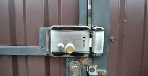 Какие материалы используются для изготовления магнитных замков для уличных дверей. Типы электрозамков и принципы их работы