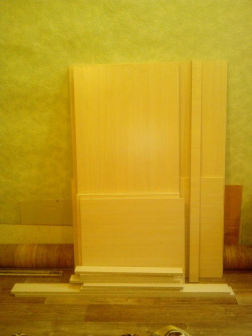 Какие идеи есть для переделки старого дивана в мебель для дома. Тумба-диван с большим местом для хранения из старого советского дивана