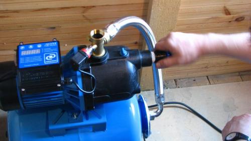 Насосная станция работает рывками, что делать. Насосная станция стала работать рывками: что делать, устранение причины