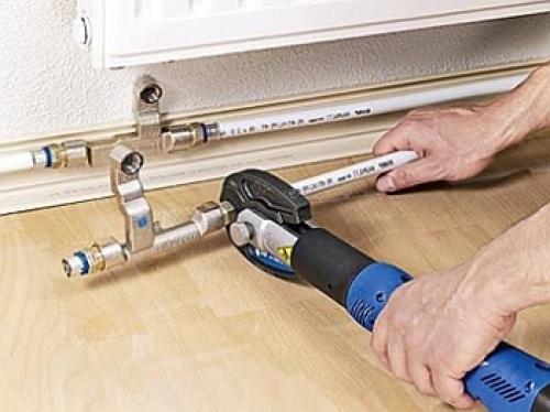 Монтаж металлопластиковых труб. Теперь монтаж металлопластиковых труб своими руками – это легко и доступно каждому 01 Монтаж металлопластиковых труб. Теперь монтаж металлопластиковых труб своими руками – это легко и доступно каждому 01