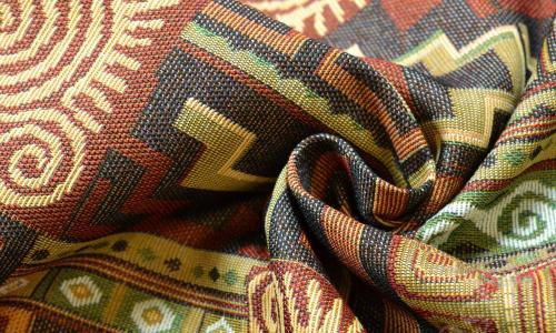 Какие инструменты и материалы нужны для перетягивания старого дивана. Материалы и инструменты