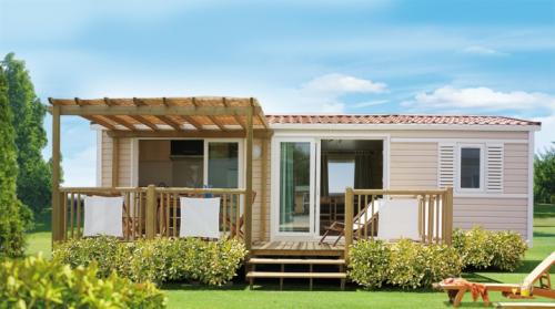 Бытовка со всеми удобствами. Дачные бытовки: как выбрать и обустроить?