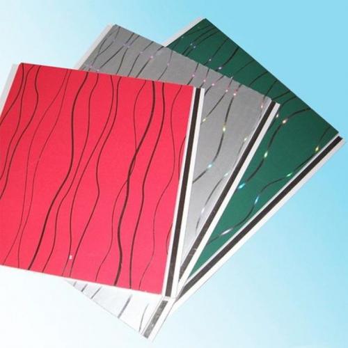 Потолок из ПВХ панелей в ванной. (+85 фото) Красивая отделка потолка в ванной комнате панелями ПВХ 85 фото