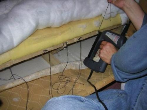 Как обить подушки дивана. Особенности