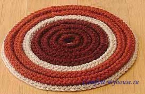 Связать коврик крючком из тряпок. Коврики крючком для начинающих — просто и красиво