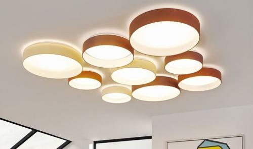 Какие светильники наиболее подходят для установки на натяжных потолках. Виды потолочных светильников