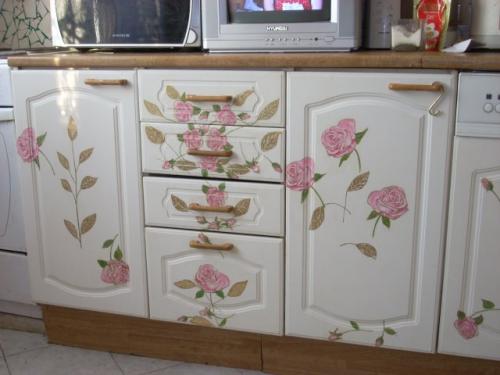 Декупаж мебели. Способы декупажа на мебели, популярные техники