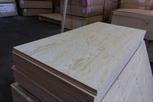 Сорта фанеры фсф. Фанера ФСФ: основные отличия от фанеры ФК, в чем разница и какая лучше. Популярные сорта, марки и расшифровка аббревиатуры