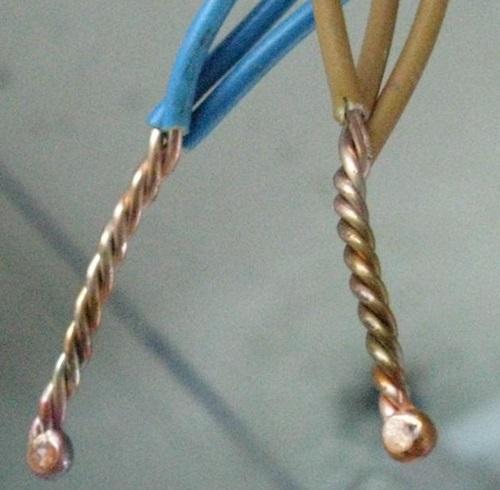 Плавятся провода в распределительной коробке. Способы соединения проводников в коробке