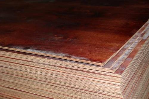 Виды фанеры дсп. Фанера (древесно-слоистая плита): виды и характеристики, основные отличия ДВП от ДСП. Все о применении листовых материалов, 50 фото