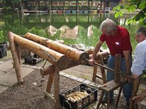 Средство для пропитки древесины от гниения и влаги. Какая пропитка лучше подойдет для дерева на улице – разбираемся в теме 01