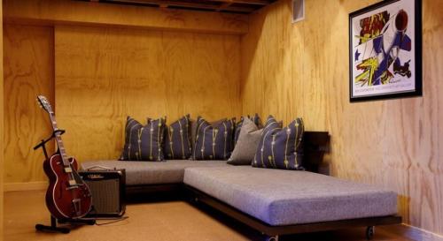 Обрешетка под фанеру на стену. Технология обшивки стен