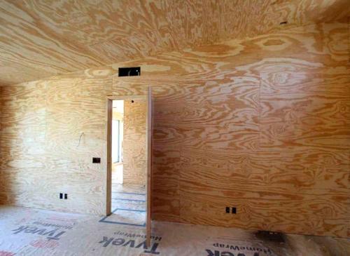 Как обшить фанерой стены дома изнутри правильно. Как надежно обшить бревенчатый дом изнутри фанерой