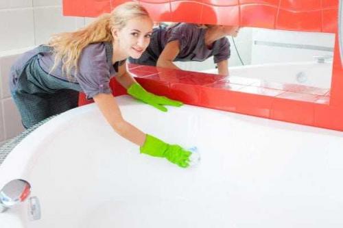 Покрытие ванны эмалью или акрилом: что лучше. Что лучше для покрытия ванны: эмаль или акрил