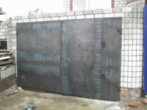 Устройство гаражных ворот. Гаражные ворота своими руками: пошаговое описание постройки и нюансы изготовления ворот для гаража (125 фото и видео)